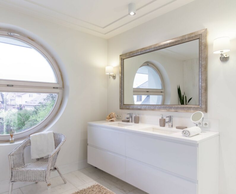 spacious-bathroom-with-new-white-glossy-tiling-2025-10-10-15-02-19-utc